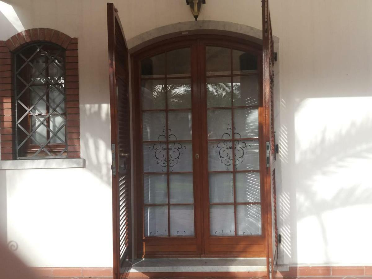 Вилла Da Adria Al Corvenale - Casa Vacanze Carrara - Экстерьер фото