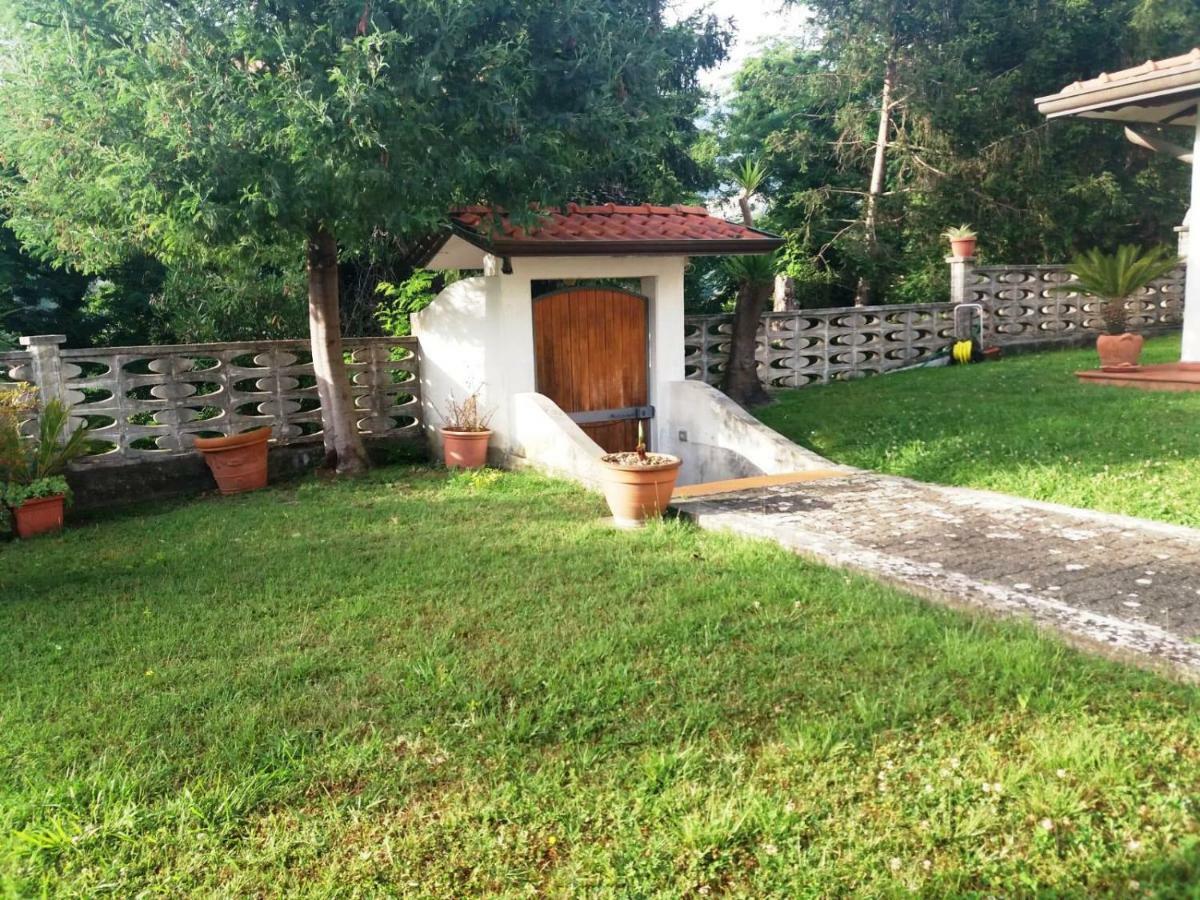 Вилла Da Adria Al Corvenale - Casa Vacanze Carrara - Экстерьер фото